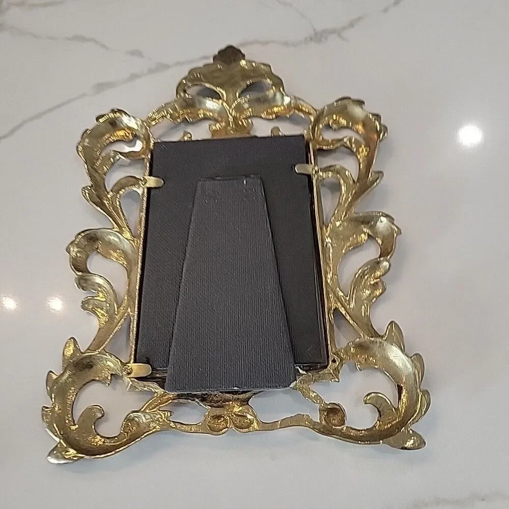 Vintage Ornate Cast Brass Art Nouveau Picture Frame Holds 4” X 6” Picture